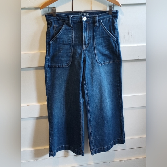 Time And Tru Women's High Rise Wide Leg Cropped Blue Denm Jeans | Size 4 - Picture 1 of 6